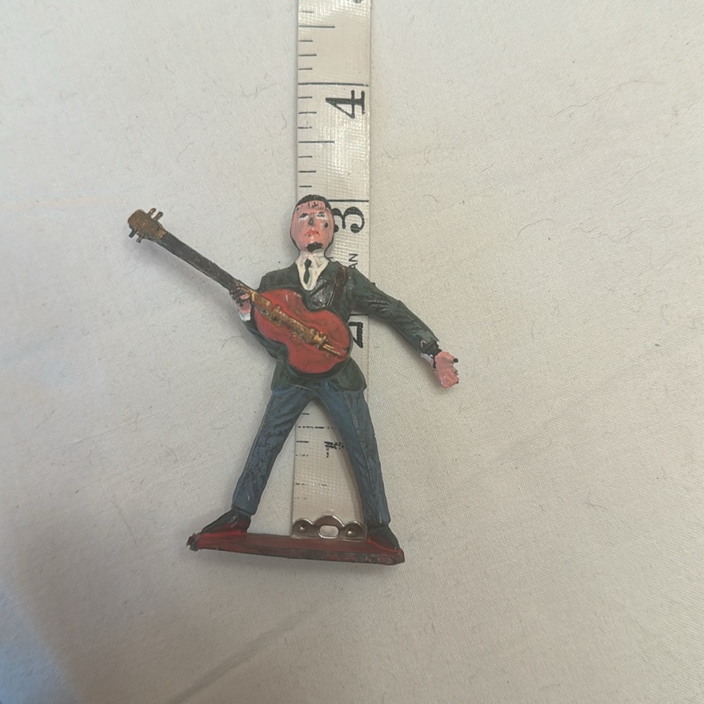 THE BEATLES CAKE DECORATION-VINTAGE. John, Paul, George & Ringo C-1960’s - Picture 2 of 10